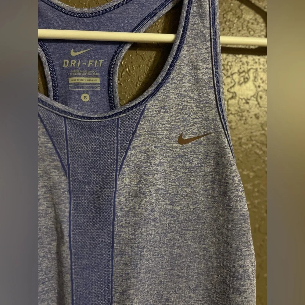 Nike dry fit razor back exercise top